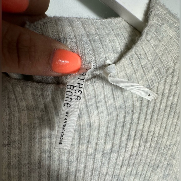 Anthropologie Feather Bone Oda  Crochet Wool Alpaca Blend  Sweater Gray  Dress M - Picture 8 of 17